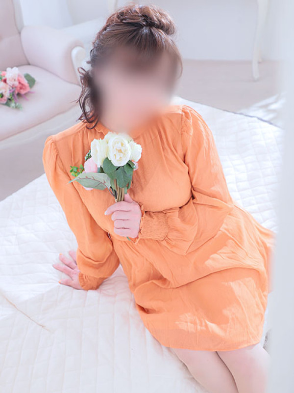 肱